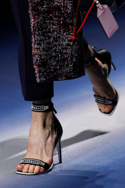 Look 36
